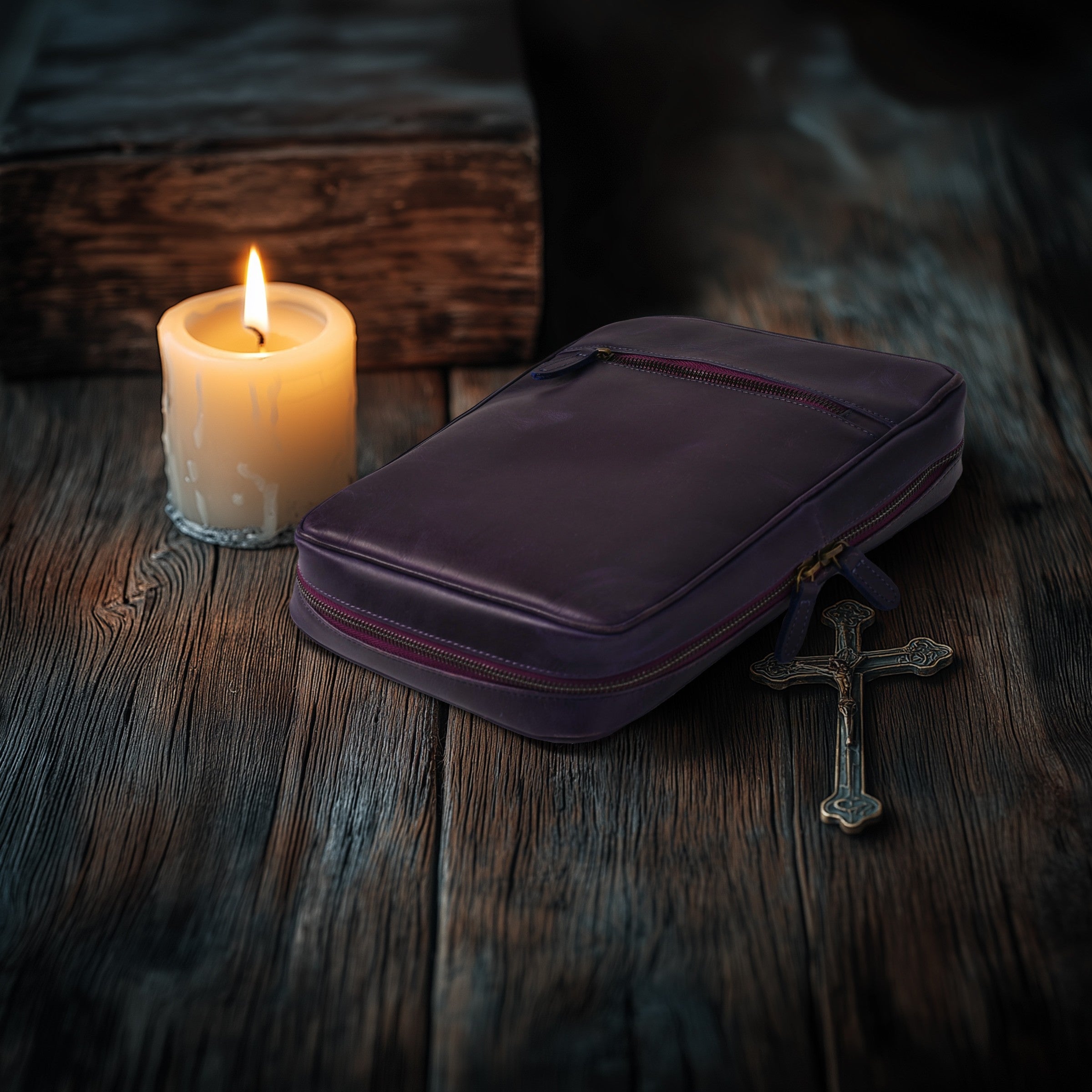 Classic purple leather Holy Bible carrying case with zipper