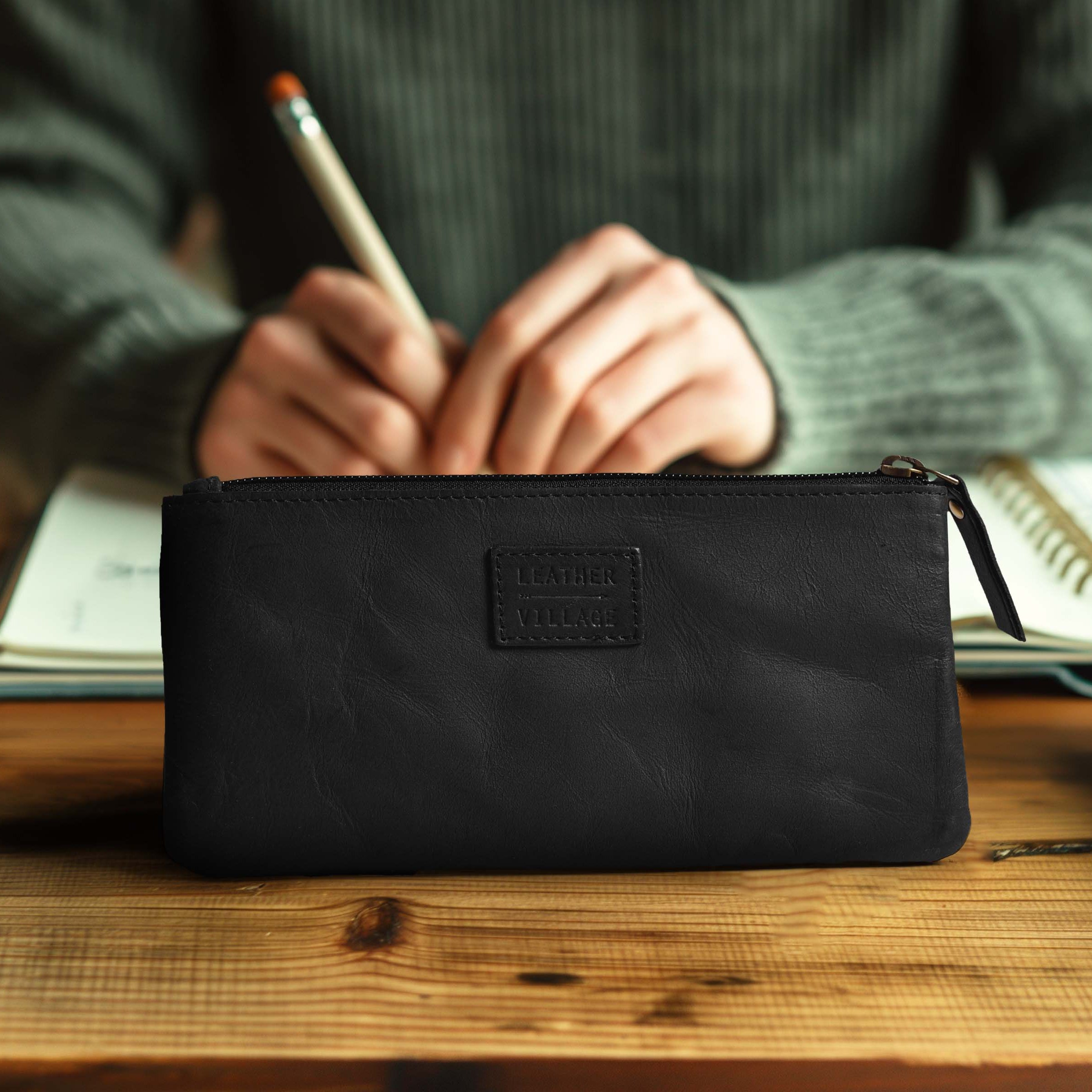 LEATHER VILLAGE Leather Pencil Pouch Pen Case - Matte Black - 8"X4"- Double Pocket - Elegant and Practical Zipper Pouch Holder for Artists, Men, and Women