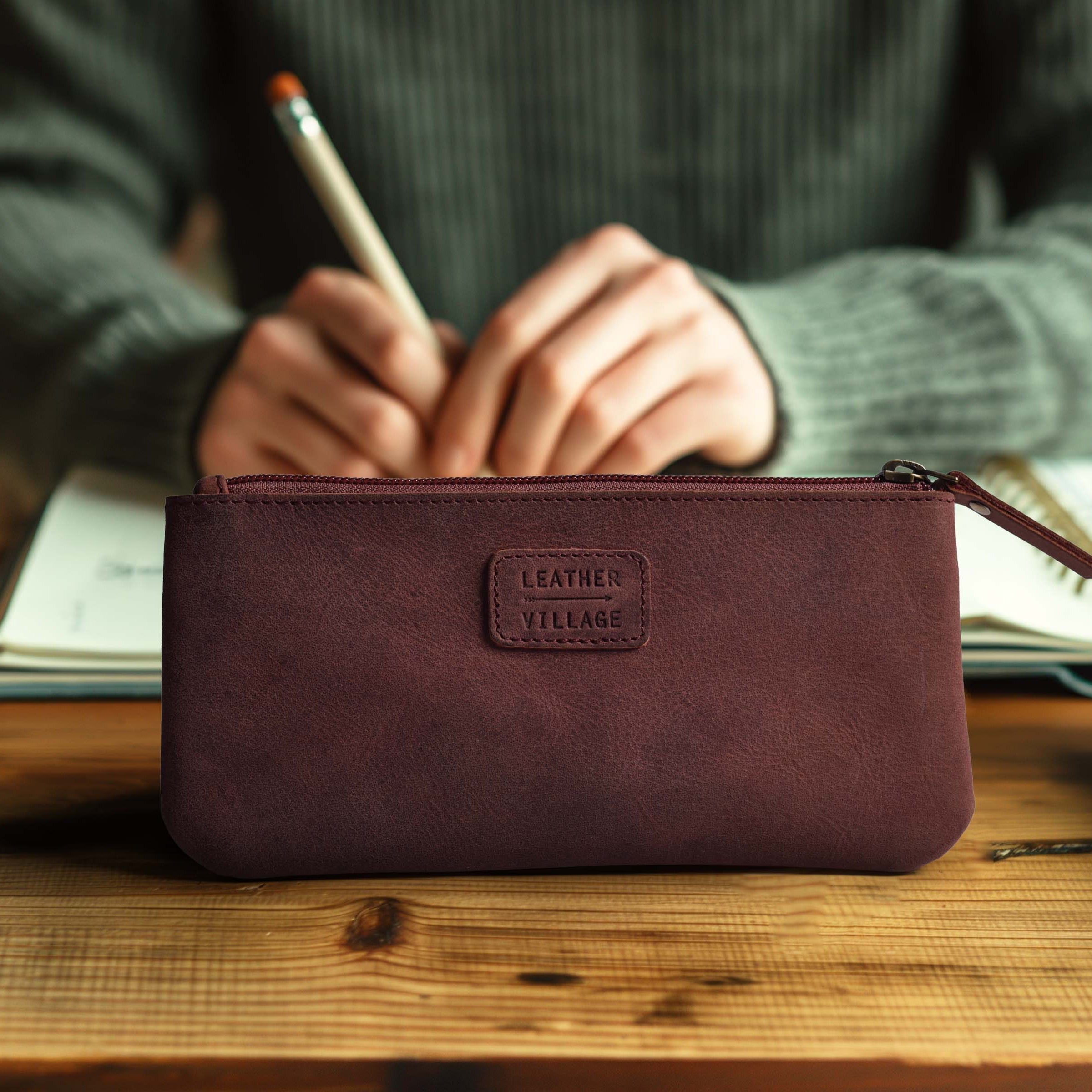 LEATHER VILLAGE Leather Pencil Pouch Pen Case - Matte Black - 8"X4"- Double Pocket - Elegant and Practical Zipper Pouch Holder for Artists, Men, and Women