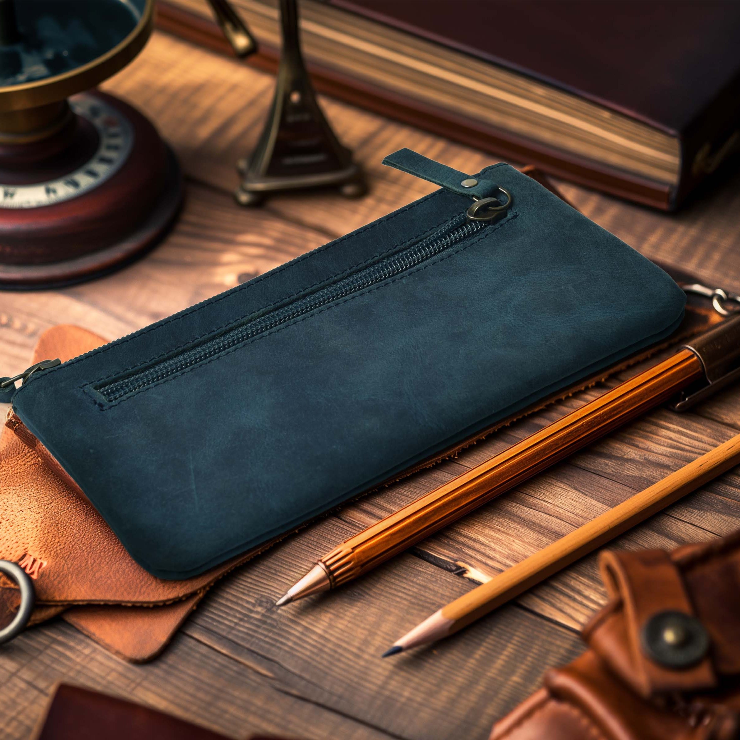 LEATHER VILLAGE Leather Pencil Pouch Pen Case - Matte Black - 8"X4"- Double Pocket - Elegant and Practical Zipper Pouch Holder for Artists, Men, and Women