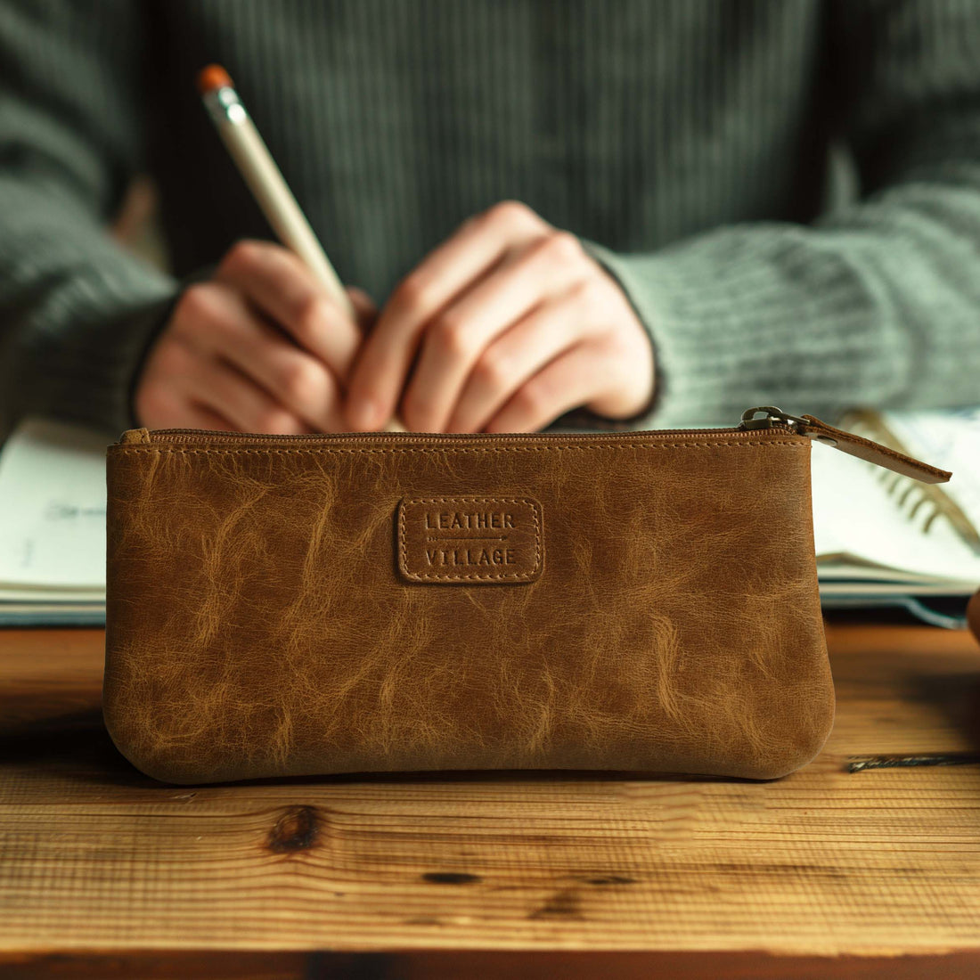 LEATHER VILLAGE Leather Pencil Pouch Pen Case - Matte Black - 8"X4"- Double Pocket - Elegant and Practical Zipper Pouch Holder for Artists, Men, and Women