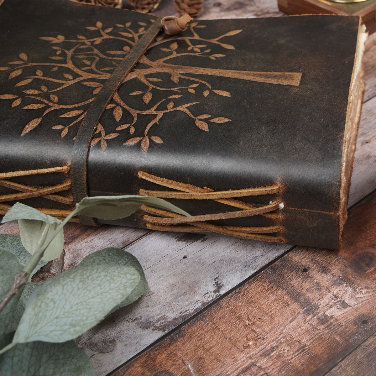 TREE OF LIFE JOURNAL - LINED PAPER VINTAGE LEATHER JOURNAL