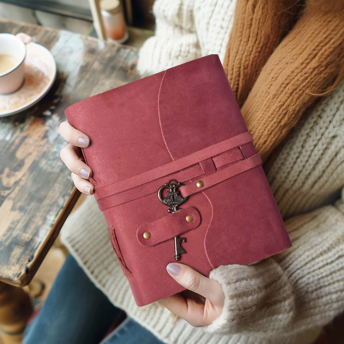 HANDCRAFTED VINTAGE LEATHER JOURNAL WITH ANTIQUE KEY - BOOK OF SHADOWS JOURNAL FOR MEN & WOMEN