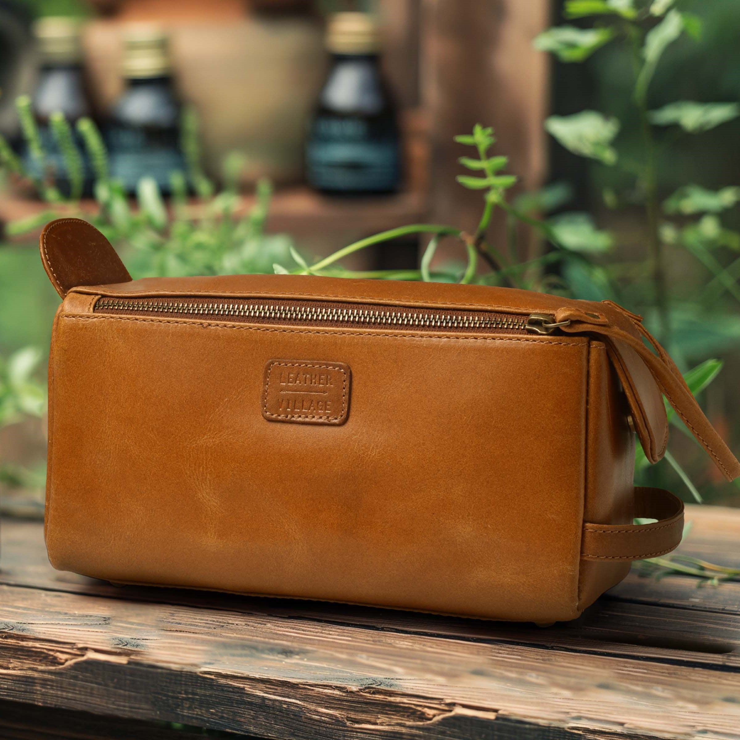 Leather Toiletry Bag for Travel - Tan